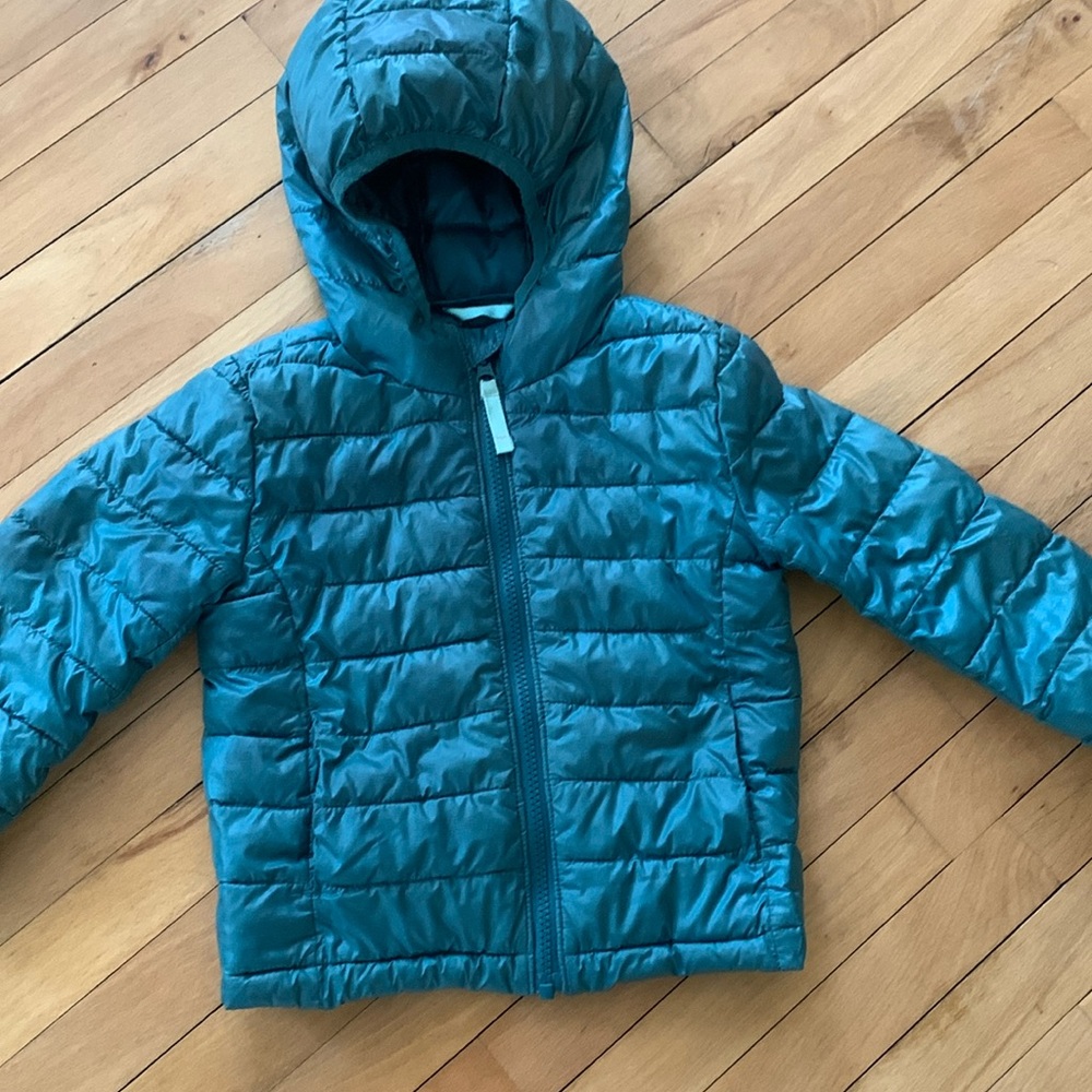 Kids puffer jacket, perfect for all seasons